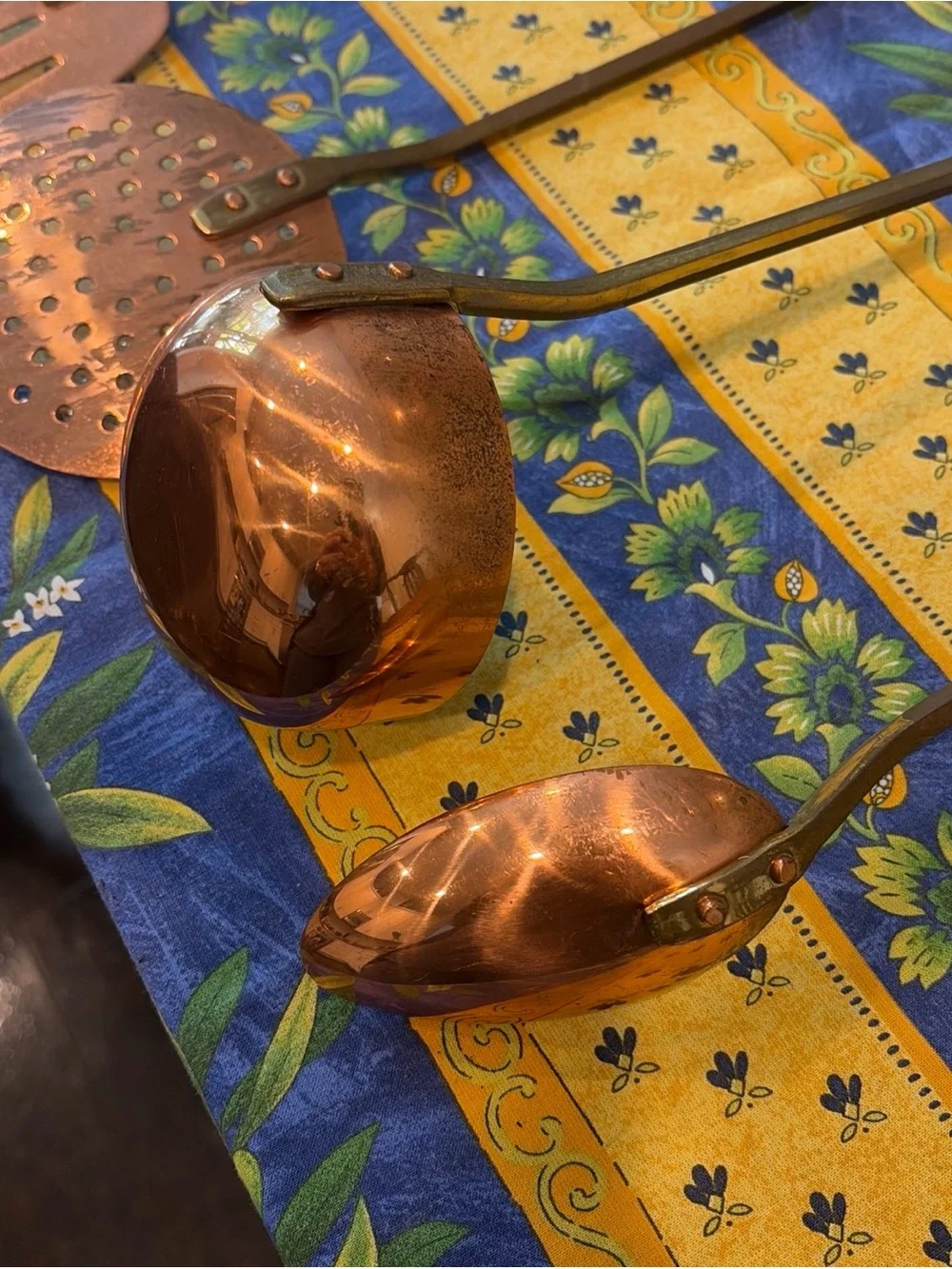 VTG Copper Utensil Set of 4 Hanging Ladle Spatula  Spoon w  Brass Handles